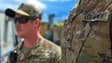 Des militaires américains restituent à l'armée irakienne un ancien palais transformé en base militaire à Mossoul, dans le nord de l'Irak, le 30 mars 2020