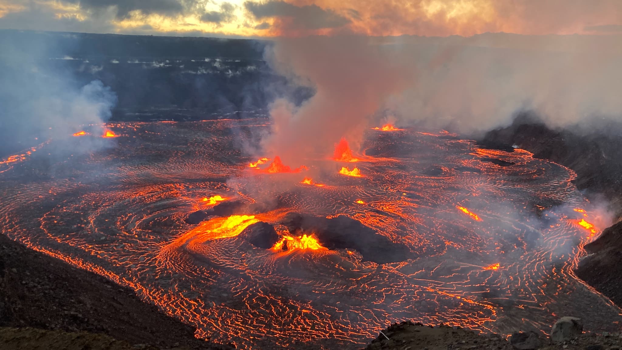 Le Volcan Kilauea Est De Nouveau Entre En Eruption A Hawai Ce Mercredi 7 Juin 2023 1651998 
