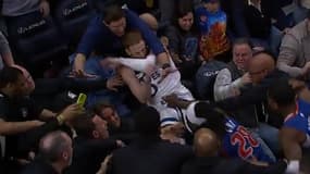 Bagarre générale lors du match de NBA Minnesota-Détroit le 30 mars 2025