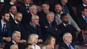 Sir Alex Ferguson siégeant aux côtés de Patrice Evra