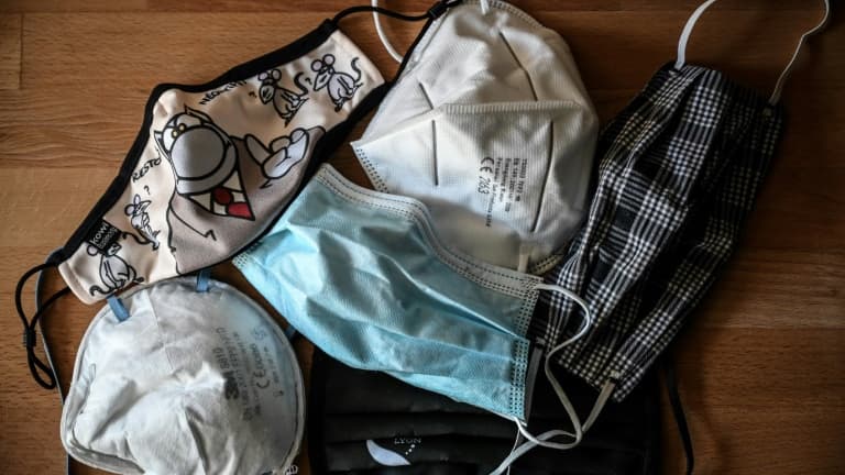 Différents types de masques. Le gouvernement demande désormais de bannir les masques en tissu faits maison