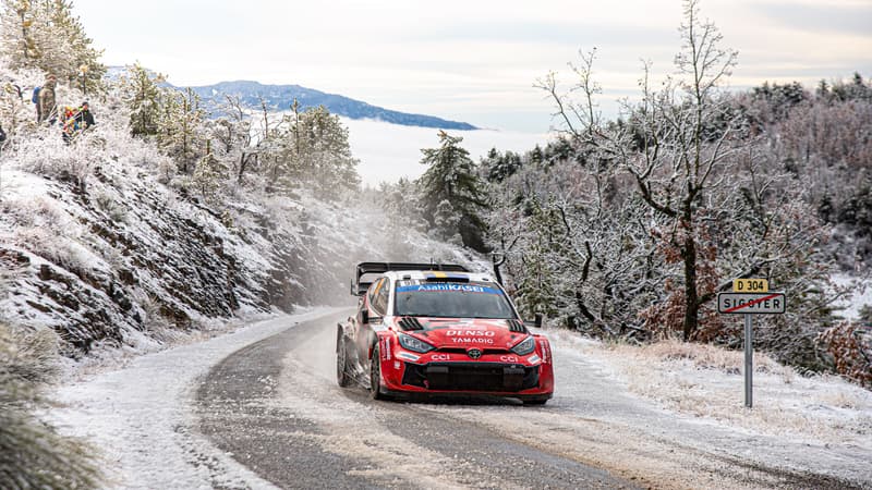Oliver Solberg avec sa Toyota Yaris lors du Rallye Monte Carlo le 24 janvier 2026 2223099