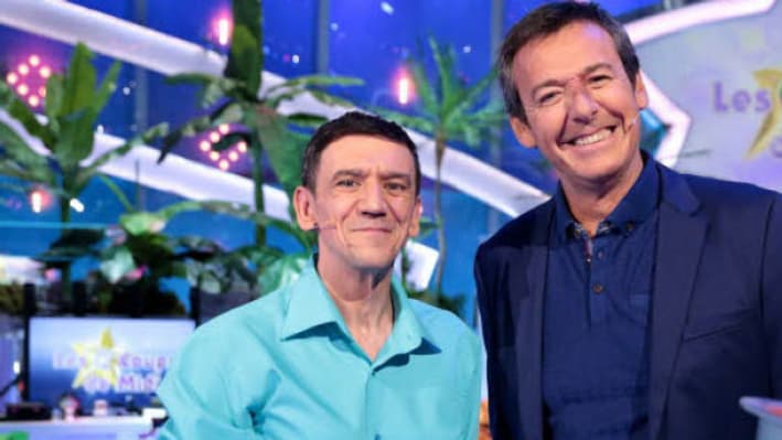 Le candidat Christian au côté du présentateur Jean-Luc Reichmann - David Merle. Le candidat Christian au côté du présentateur Jean-Luc Reichmann - David Merle.