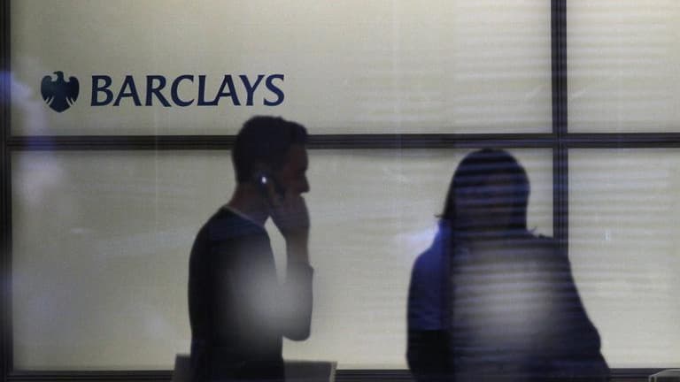 L'entrée de la banque Barclays dans le capital du groupe volailler Doux devrait être effective à partir de la mi-septembre. L'ancien leader européen de la volaille a été placé en redressement judiciaire le 1er juin à la suite d'un très fort endettement co