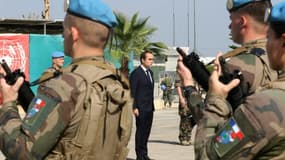Le ministre de la Défense Sébastien Lecornu le 2 novembre 2023 sur la base du contingent français de la Finul à Deir Kifa, dans le sud du Liban. Photo d'illustration