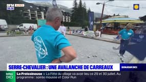 Hautes-Alpes: dix champions de pétanque sont venus affronter des amateurs