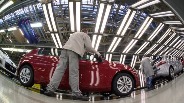 Cette application permet d'accéder aux informations sur le nombre d'emplois en France qui se cachent derrière 1200 marques.