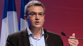 Aymeric Chauprade, député européen du FN, admet avoir participé à l'exfiltration des deux pilotes dans l'affaire "Air cocaïne".