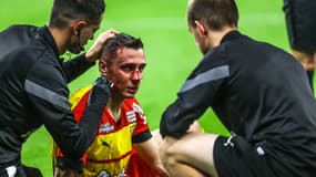 OM-Lens : Przemyslaw Frankowski, le visage en sang après un choc avec Pape Gueye