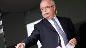 Christophe de Margerie s'est demandé mardi ce qu'il faisait au procès du volet français du dossier "Pétrole contre nourriture", le mécanisme mis en place pour assouplir l'embargo contre l'Irak de Saddam Hussein. Le PDG de Total a été renvoyé en correction