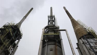 Les salariés de Petroplus s'inquiètent des retards pris par les travaux nécessaires au redémarrage de la raffinerie de Petit-Couronne, en Seine-Maritime, rrêtée depuis plus deux mois. Nicolas Sarkozy avait annoncé le 24 février dernier aux 550 salariés du