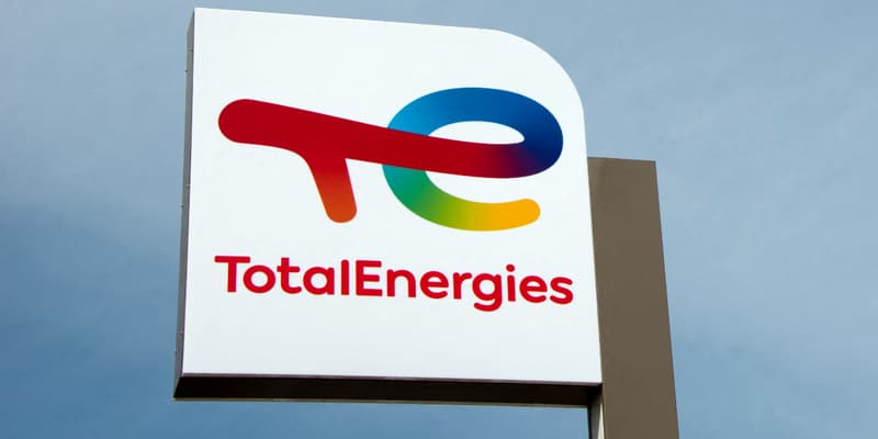 Image d'illustration - le logo et le nom de TotalEnergies