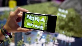 Nokia reviendra dans la téléphonie mobile en cédant sa marque à des industriels partenaires.