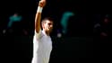 Novak Djokovic sur un point gagnant en demi-finale de Wimbledon, le 8 juillet 2022
