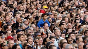 En 2012, la croissance démographique française a ralenti en raison d'un fort taux de décès et de naissances qui stagnent