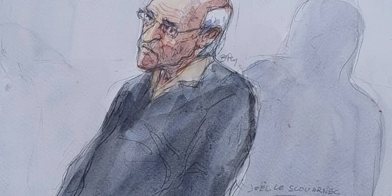 Le chirurgien français retraité Joel Le Scouarnec à son procès le 23 mai 2025