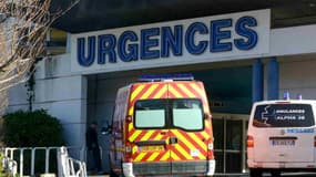 L'entrée du service des urgences du CHU de Grenoble.