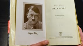 Une ancienne édition de "Mein Kampf" - Tobias Schwarz - AFP