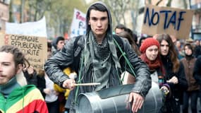 Des étudiants lors des manifestations du 5 avril