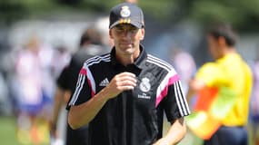 Zinedine Zidane comme coach du Real, ça le fait quand même, non ?