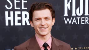 L'acteur Tom Holland en janvier 2024 aux Critics Choice Awards