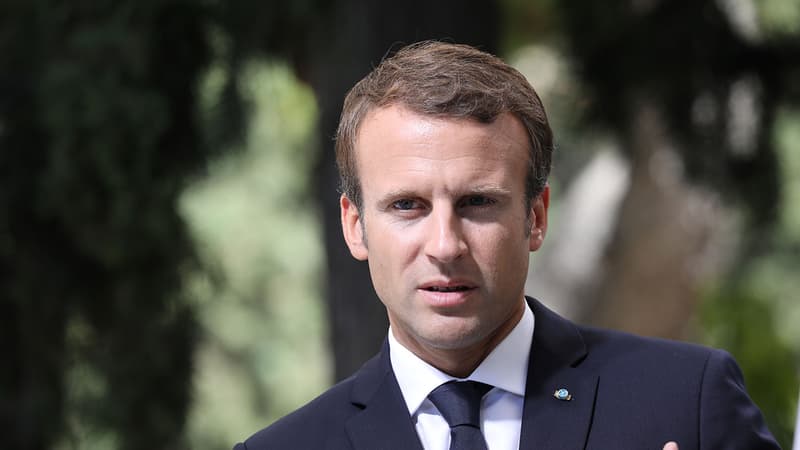 A Athènes, Emmanuel Macron a eu des mots durs contre ses opposants