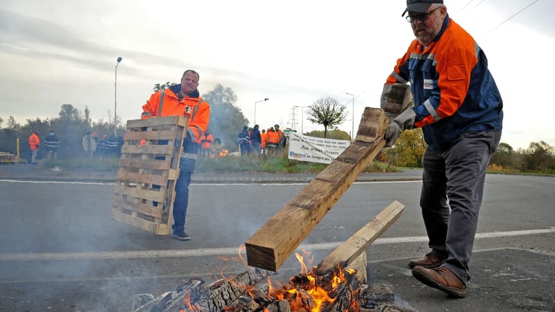 Des salariés d'Ascoval manifestant en octobre. 