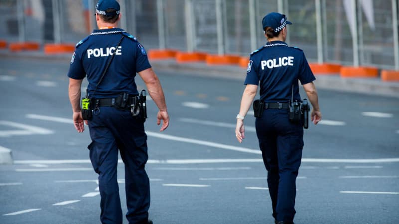 Le suspect a été arrêté quelques heures après l'arrivée dans plusieurs consulats de colis dont les contenus sont encore en cours d'examen.