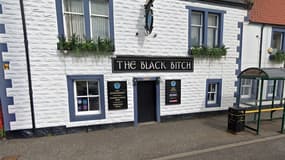 Le pub "The Black Bitch", à Linlithgow, en Écosse.