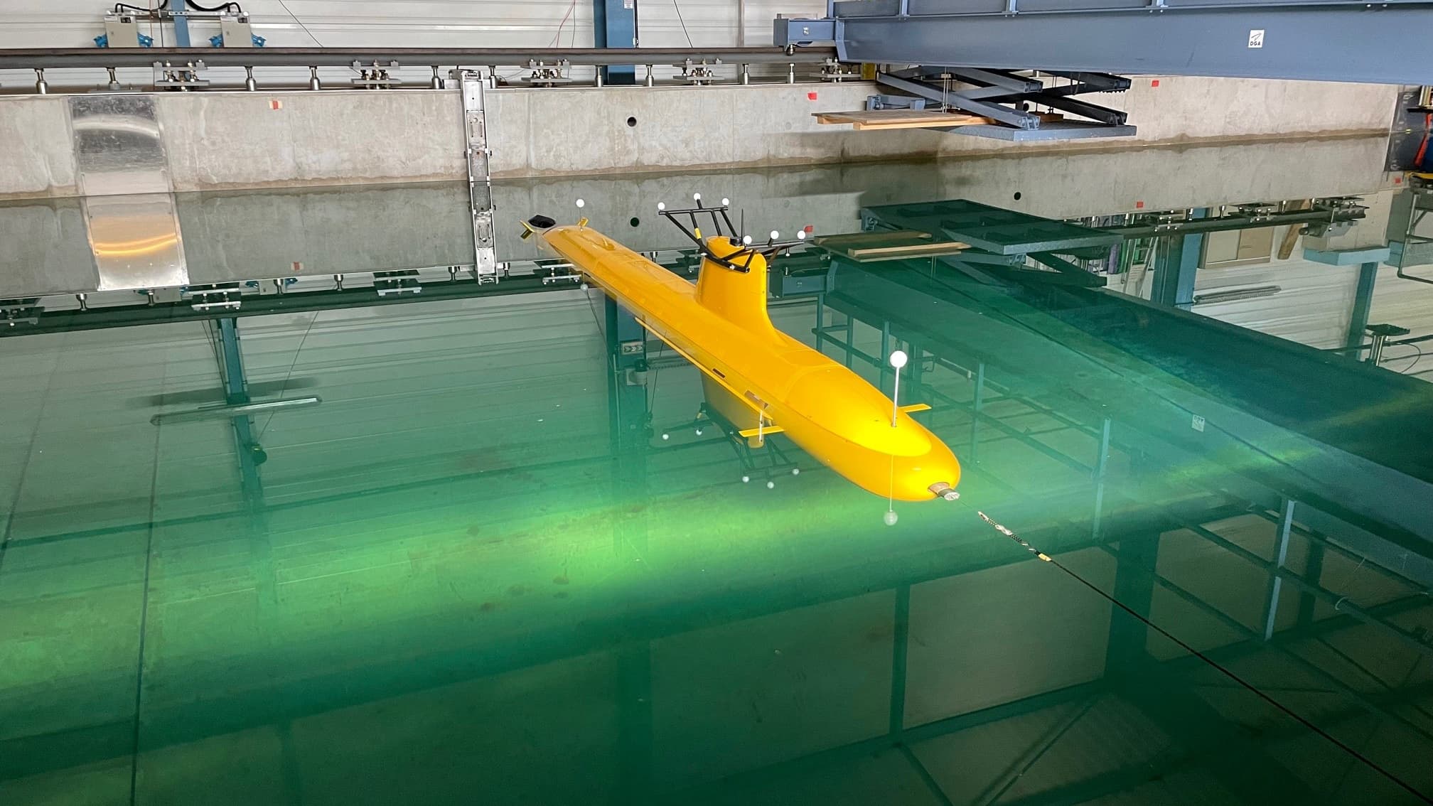 Le sous-marin nucléaire d'attaque Barracuda dans la cuve à houle de la DGA Le sous-marin nucléaire d'attaque Barracuda dans la cuve à houle de la DGA