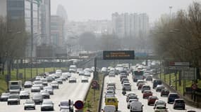La préfecture de police de Paris a annoncé l'abaissement de la vitesse de 20 km/h sur les routes franciliennes ce jeudi en raison de la persistance de l'épisode de pollution de l'air.