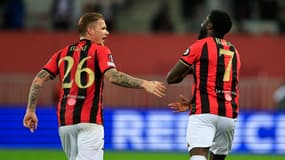 La joie des Niçois Bard et Boga face au FC Twente le 7 novembre 2024