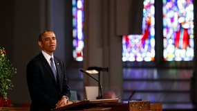 Barack Obama, présent jeudi à Boston pour rendre hommage aux victimes du double attentat qui a fait trois morts et 176 blessés lundi à l'arrivée du marathon, a promis lors d'une cérémonie oecuménique dans la cathédrale de la Sainte-Croix de retrouver les