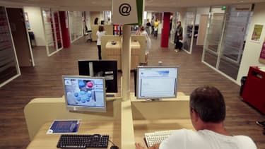 Avec Pole Emploi, Facebook veut former au numérique 50.000 chômeurs en deux ans