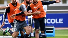 Adil Rami et Kylian Mbappé