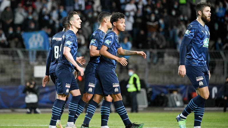 Les Marseillais après le but de Milik