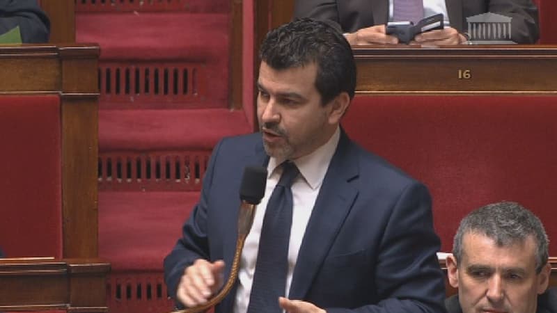 Nicolas Dhuicq, député UMP, explique à l'Assemblée comment le "puritanisme" de la lutte anti-tabac "entraîne la jeunesse vers les épopées violentes au Proche-Orient".