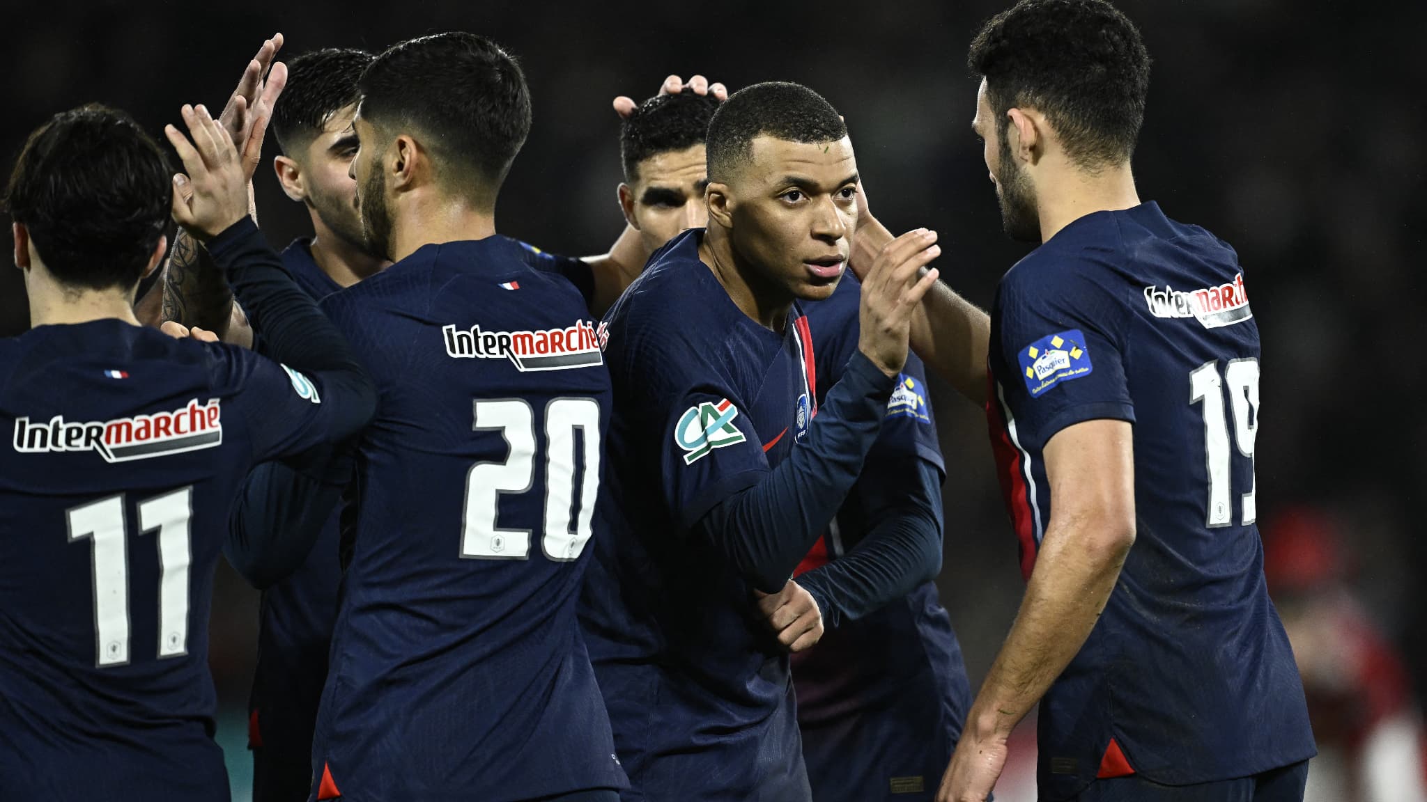 Coupe De France: Avec Un Mbappé Inspiré, Le PSG Sort Brest Et Passe En ...