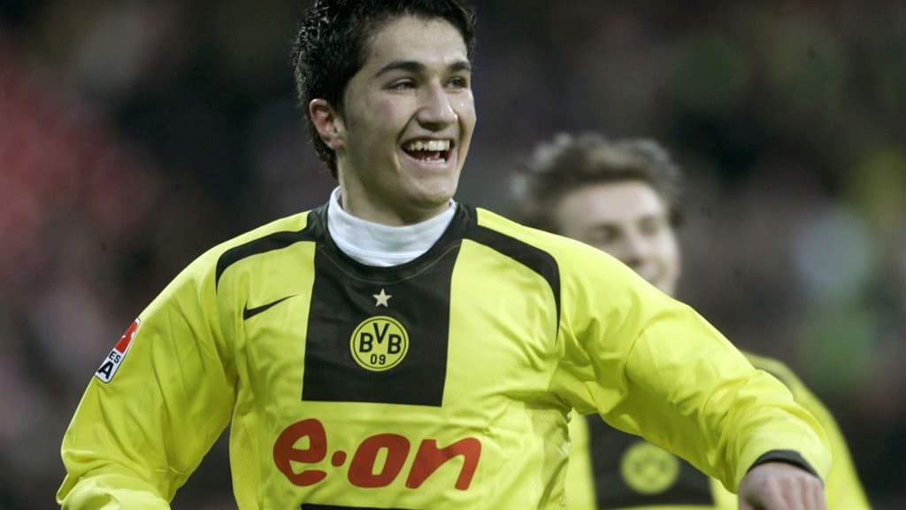 Nuri Sahin a marqué l'histoire de la Bundesliga. Nuri Sahin a marqué l'histoire de la Bundesliga.