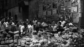 Combattants antifascistes à Barcelone en 1936. 