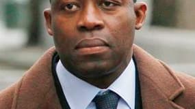 Le président du Conseil représentatif des associations noires (Cran), Patrick Lozès, a décidé de se présenter à la présidentielle de 2012 en France, où il entend défendre les minorités. /Photo d'archives/REUTERS/Thierry Roge