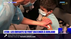 Lyon : les enfants se font vacciner à Gerland