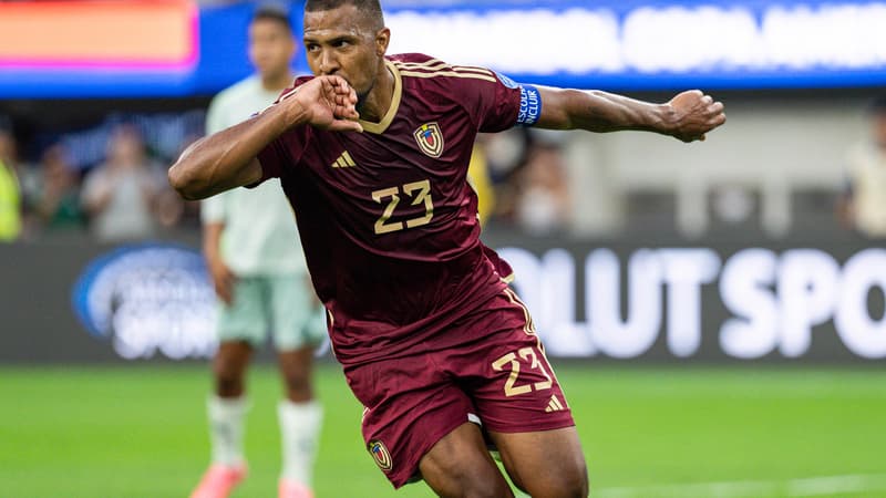 Salomon Rondon - Venezuela