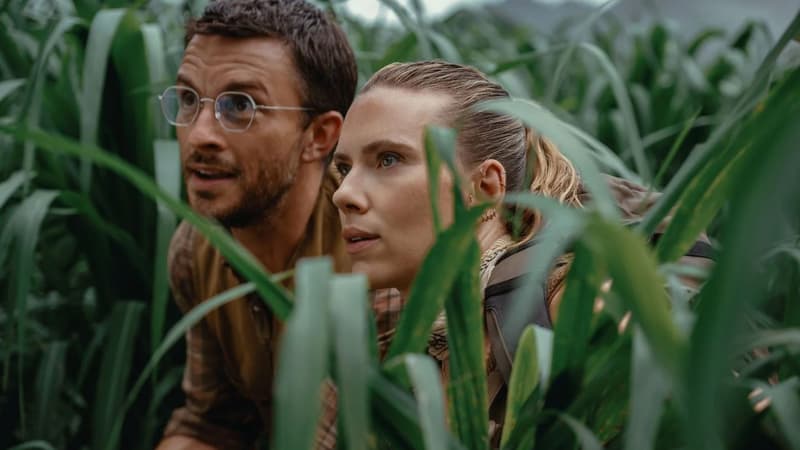 "Jurassic World Rebirth": Scarlett Johannson fait une dangereuse incursion dans le monde des dinosaures