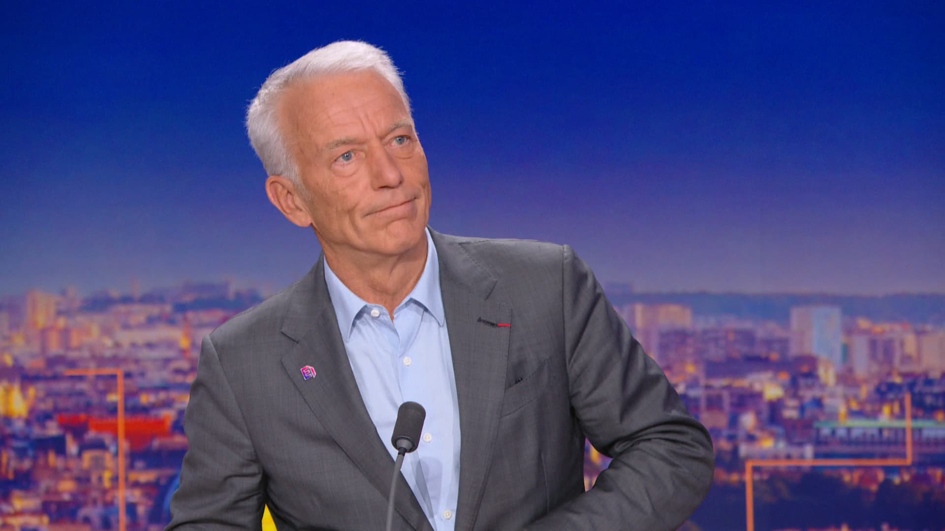 PATRICK MARTIN (MEDEF) PRÊT À LÂCHER DU LEST SUR LES AIDES AUX ENTREPRISES MAIS EN CONTREPARTIE DE BAISSES D'IMPÔTS