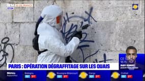 Paris: opération dégraffitage sur les quais