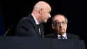 Le président de la FIFA Gianni Infantino et le président de la FFF Noël Le Graet, lors du 69e Congrès de la FIFA, le 5 juin 2019 à oa Porte de Versailles à Paris