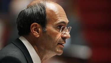 L'actuel ministre du Travail Eric Woerth a contesté vendredi les informations publiées par Libération, selon qui il est intervenu, en tant que ministre du Budget, dans le dossier fiscal d'un casinotier à la demande d'un de ses proches. /Photo prise le 7 s