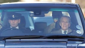 Le prince Philip, 90 ans, époux de la reine Elisabeth d'Angleterre, a quitté mardi un hôpital proche de Cambridge quatre jours après avoir subi la pose d'un stent coronarien pour permettre une meilleure circulation du sang dans une artère. /Photo prise le