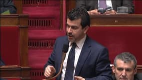 Un député UMP accuse le gouvernement de pousser au jihad en luttant contre le tabac